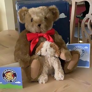 Vermont Teddy Bear.  New with papers and box